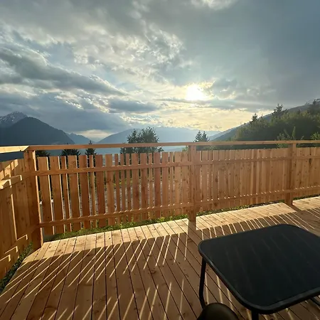 Dolomitenblick * Stronach-Kirche